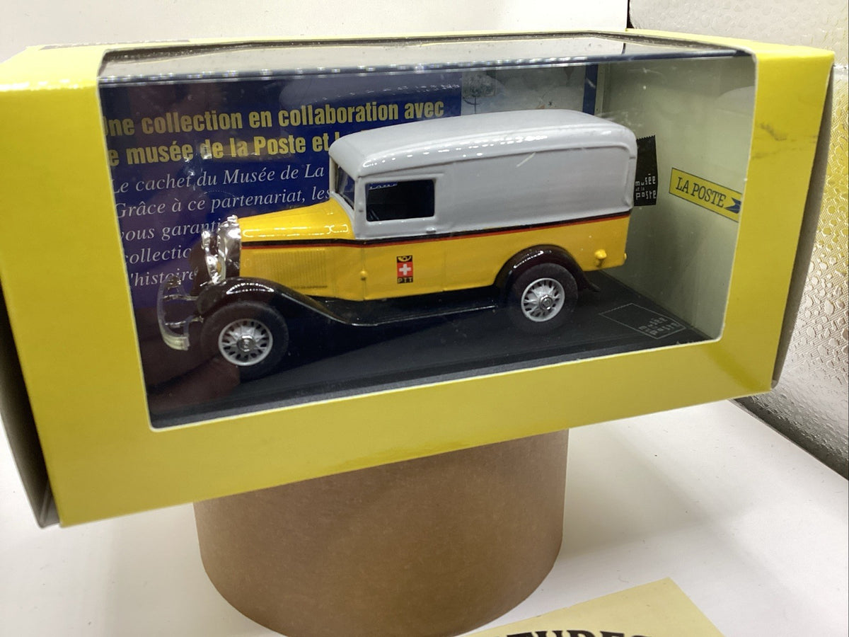 Atlas 1/43 Collection Véhicules Postaux La poste  , Ford V8 Suisse