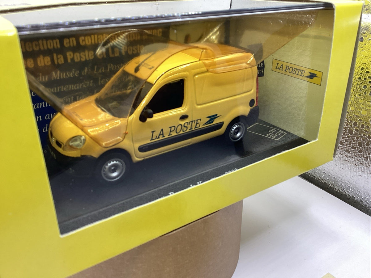 Atlas 1/43 Collection Véhicules Postaux La poste  , Renault Kangoo 2003